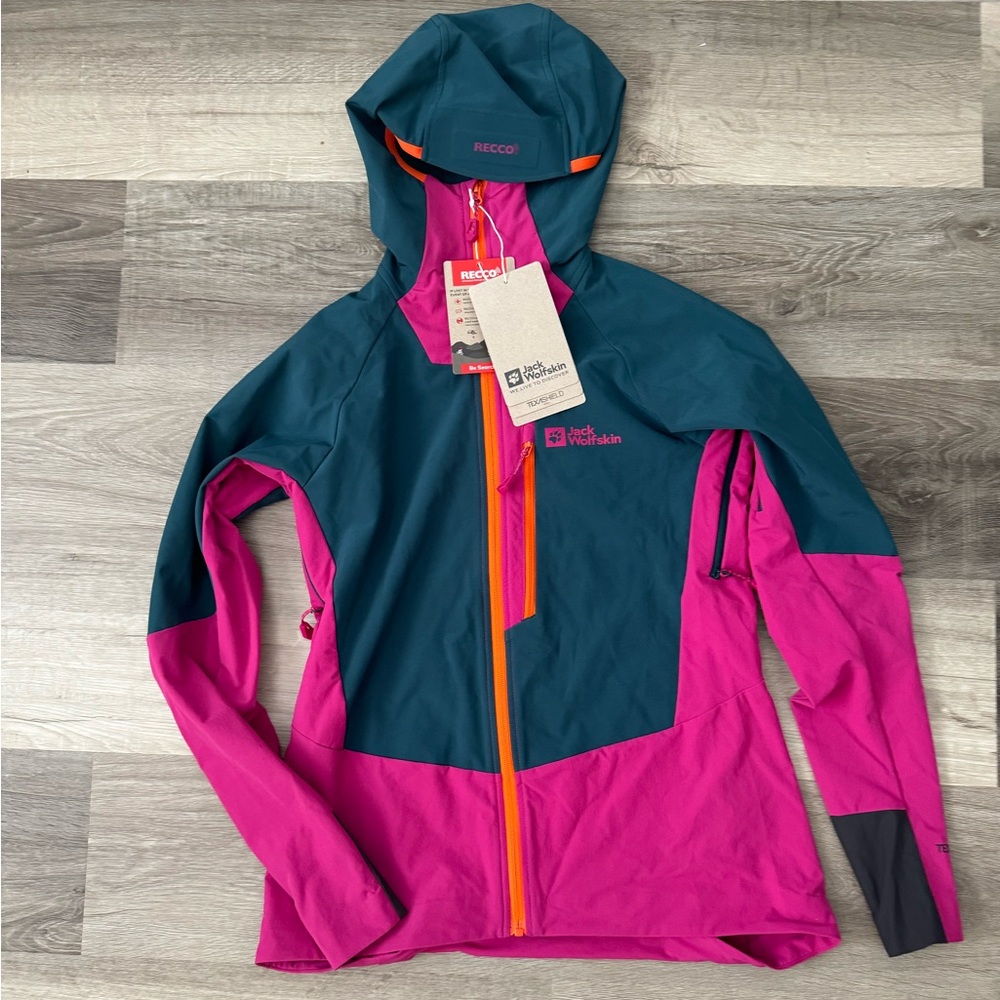 Jack Wolfskin Alpspitze Hooded Jacket w/ Recco transponder locating technology